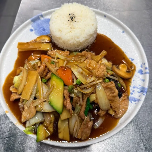 Schweinefleisch Chop Suey